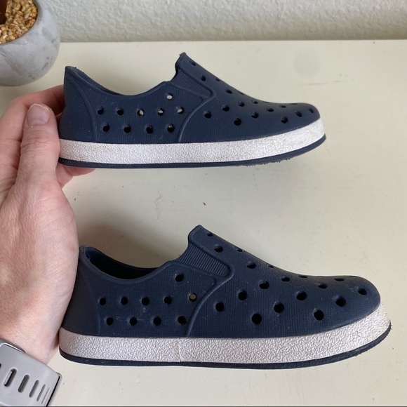 Cat & Jack Navy Blue Water Play Toddler Shoes - Picture 8 of 10